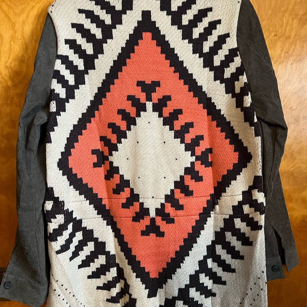 Aztec Shacket - Picture 2 of 2